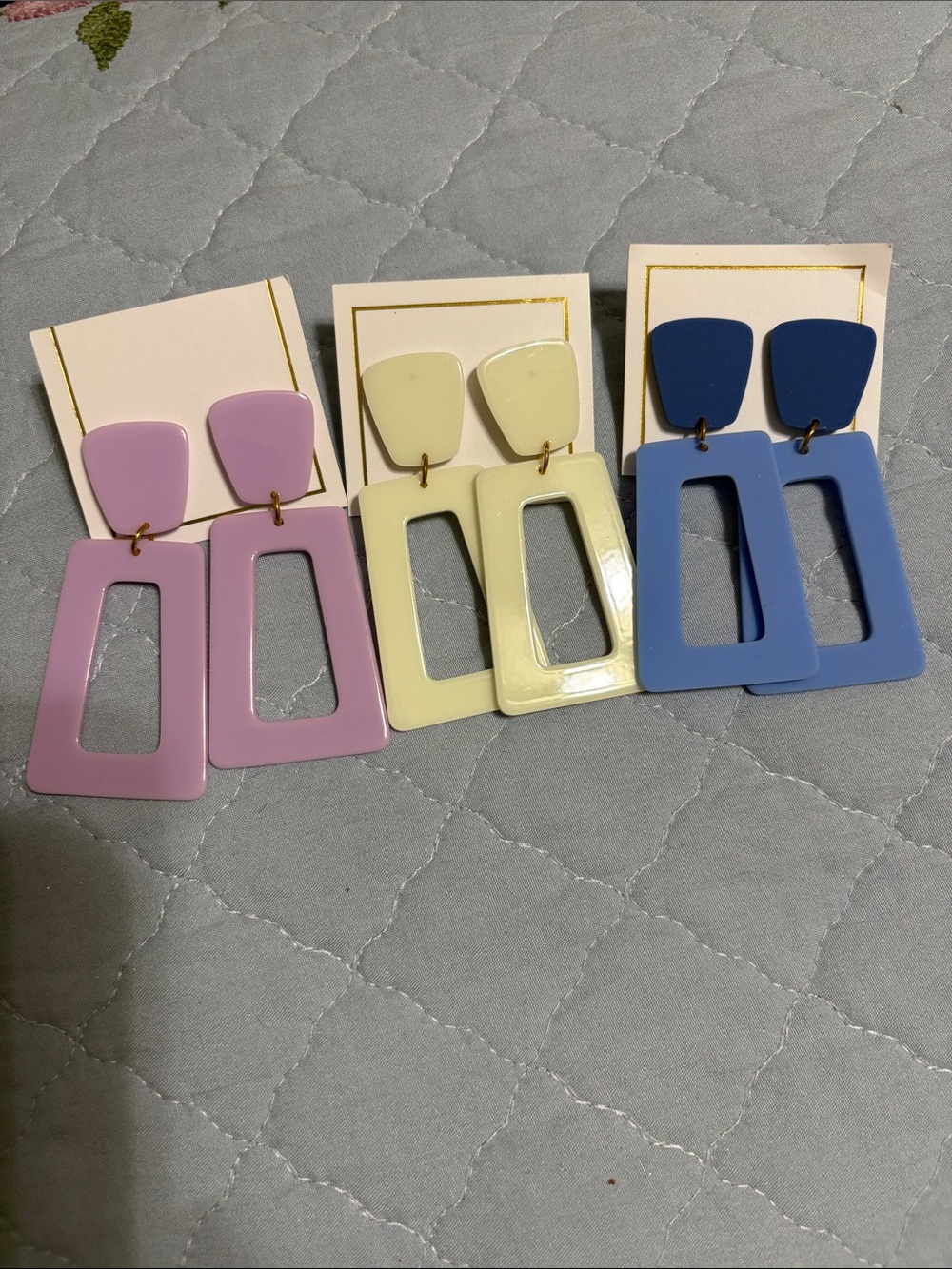 Kennedy LINNY CO style 3 pairs of Fantastic statement pieces earrings.
